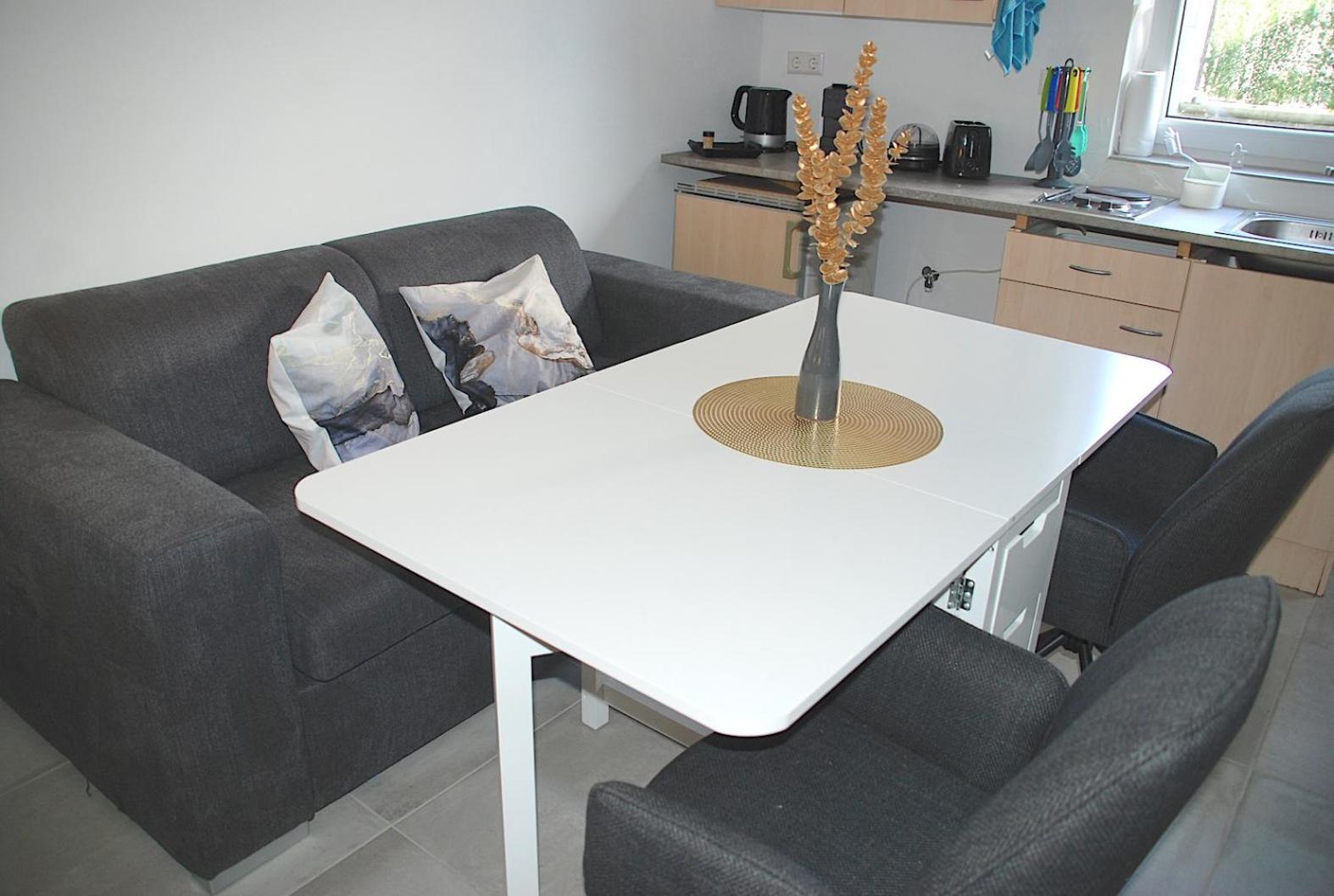 Willkommen In Dagersheim Bei Boeblingen! Gemuetliches 1 Zi Appartement Zum Wohlfuehlen In Einem Angenehmen Umfeld! ภายนอก รูปภาพ